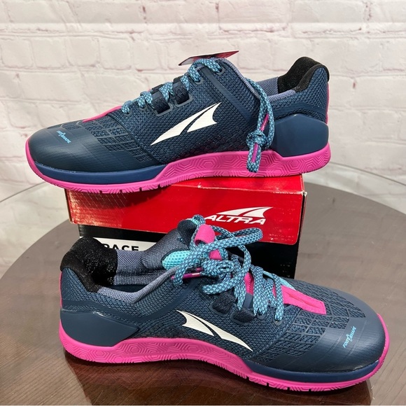 Altra HIIT XT 2 Women’s Training Shoe Blue/Raspberry 7 New in Box - Picture 1 of 6